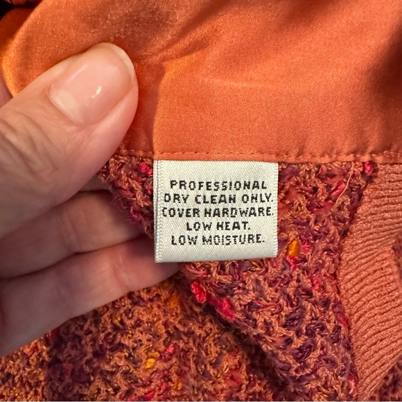 St .John Chic Pink and Orange Tweed Jacket - Picture 10 of 11